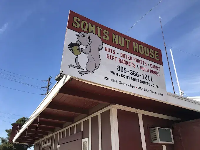 Nut store