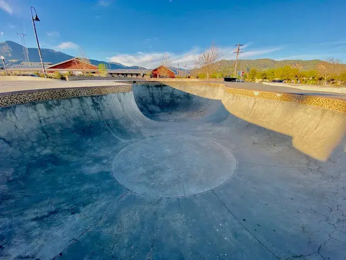 Skateboard park