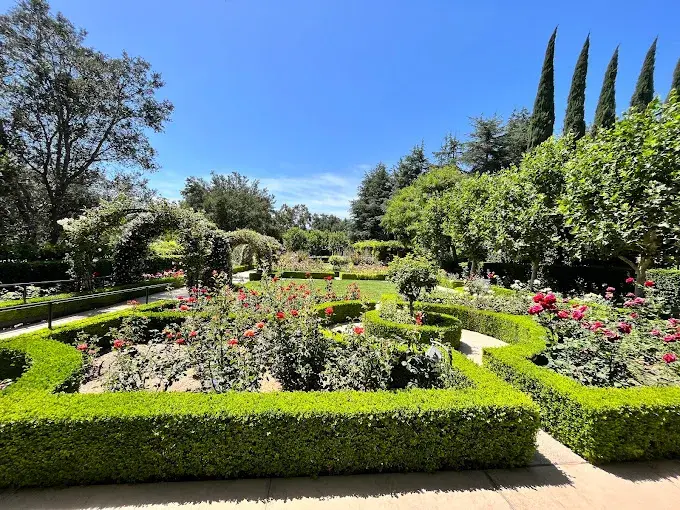 Garden,Tourist attraction,International gardens